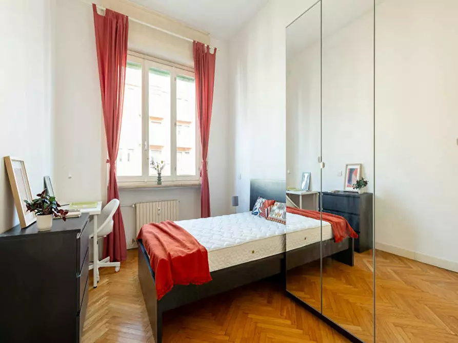 Immagine 2 di Camera in affitto  in Via Giovanni Battista Pergolesi a Milano