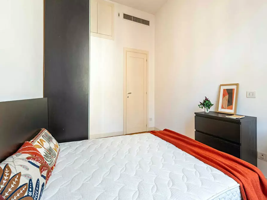 Immagine 4 di Camera in affitto  in Via Giovanni Battista Pergolesi a Milano