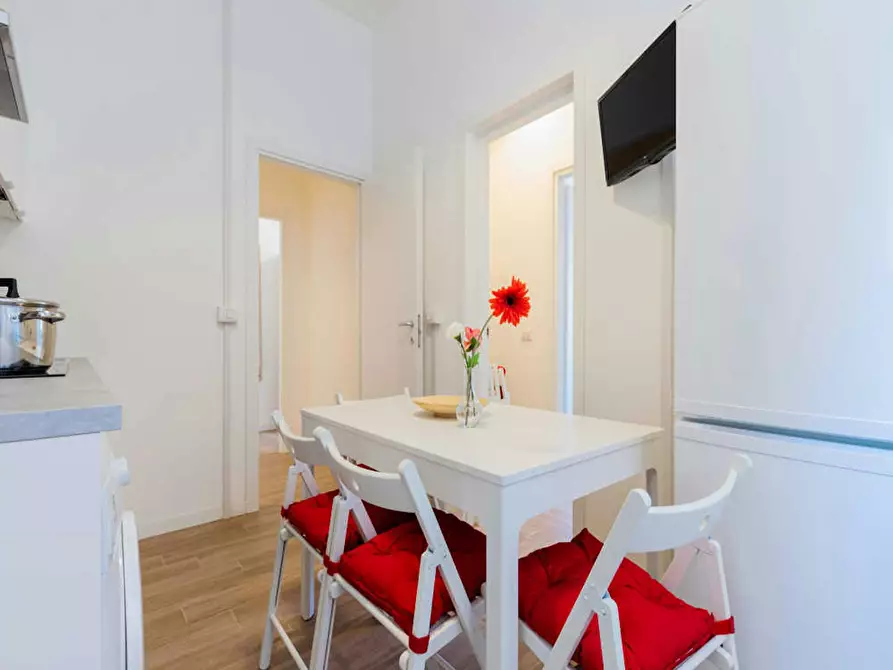 Immagine 9 di Camera in affitto  in Viale Alfredo Oriani a Bologna