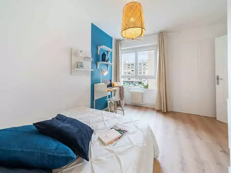 Immagine 2 di Camera in affitto  in Rue des Glycines a Bron