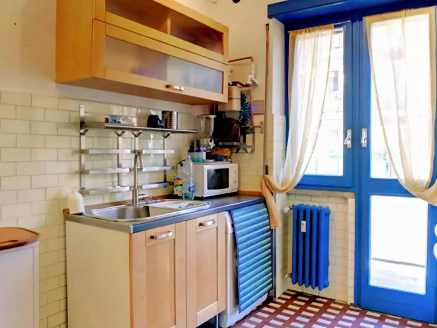 Immagine 2 di Camera in affitto  in Via Ferrante Aporti a Milano