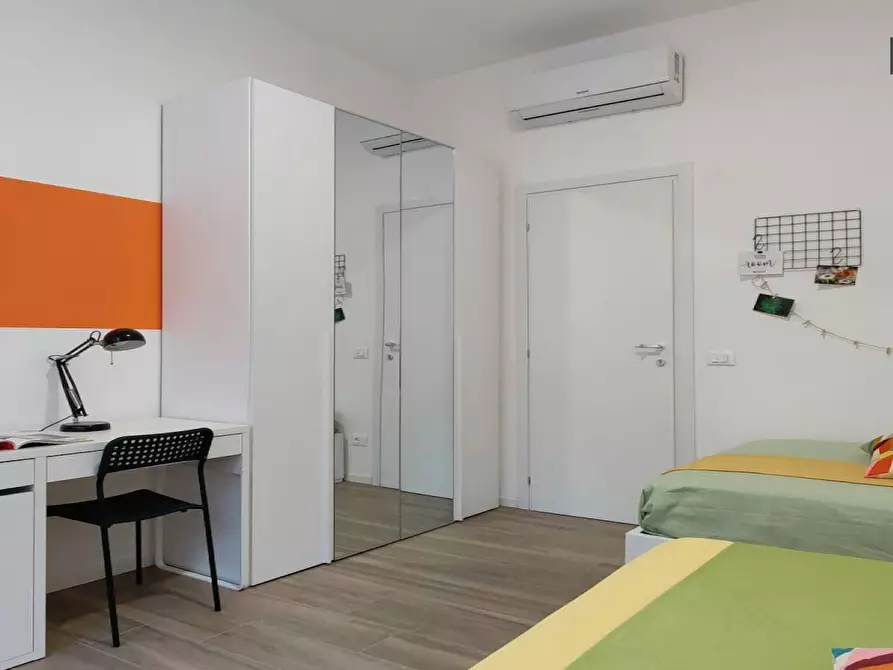 Immagine 4 di Camera condivisa in affitto  in Viale Monza a Milano