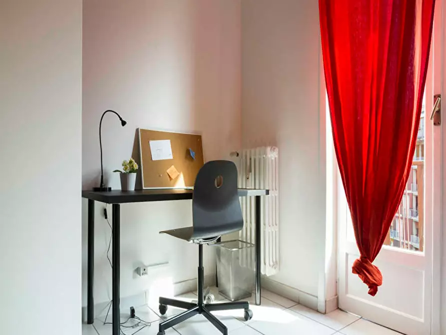 Immagine 4 di Camera in affitto  in Largo Giovanni Battista Scalabrini a Milano