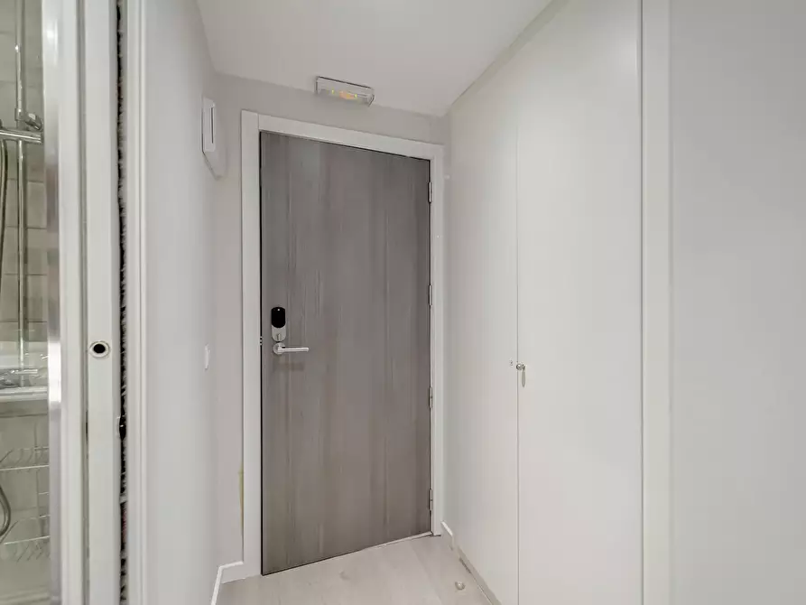 Immagine 7 di Appartamento in affitto  in Calle de Almagro a Madrid