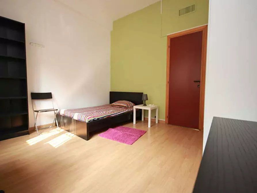 Immagine 3 di Camera in affitto  in Via Giuseppe Bruschetti a Milano