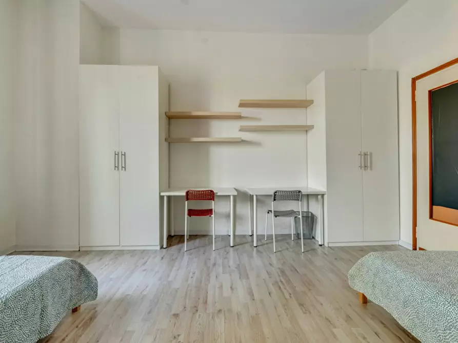 Immagine 2 di Camera condivisa in affitto  in Corso di Porta Romana a Milano