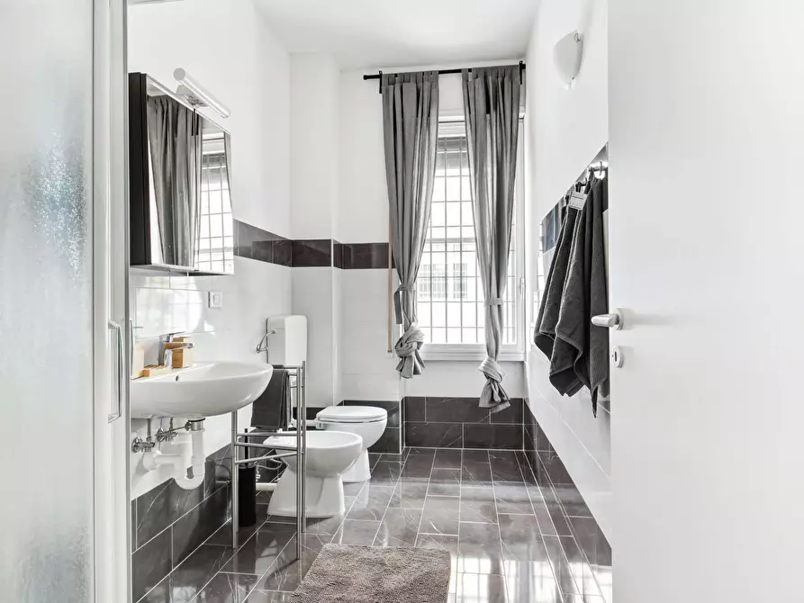 Immagine 6 di Camera in affitto  in Via Stromboli a Milano