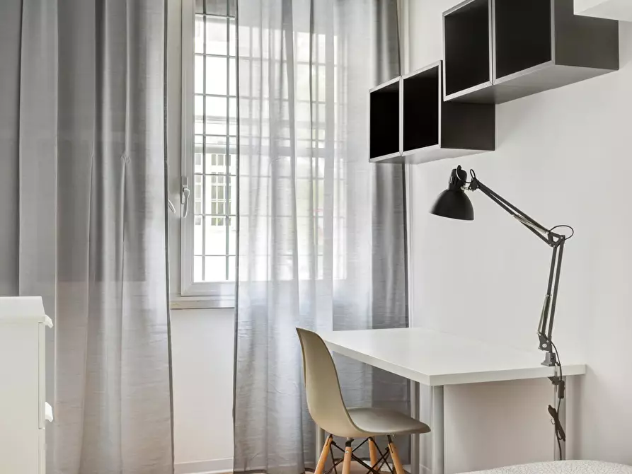 Immagine 3 di Camera in affitto  in Via Stromboli a Milano