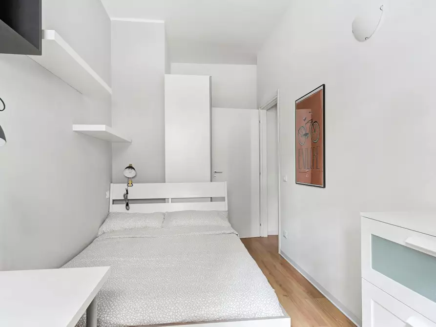 Immagine 4 di Camera in affitto  in Via Stromboli a Milano