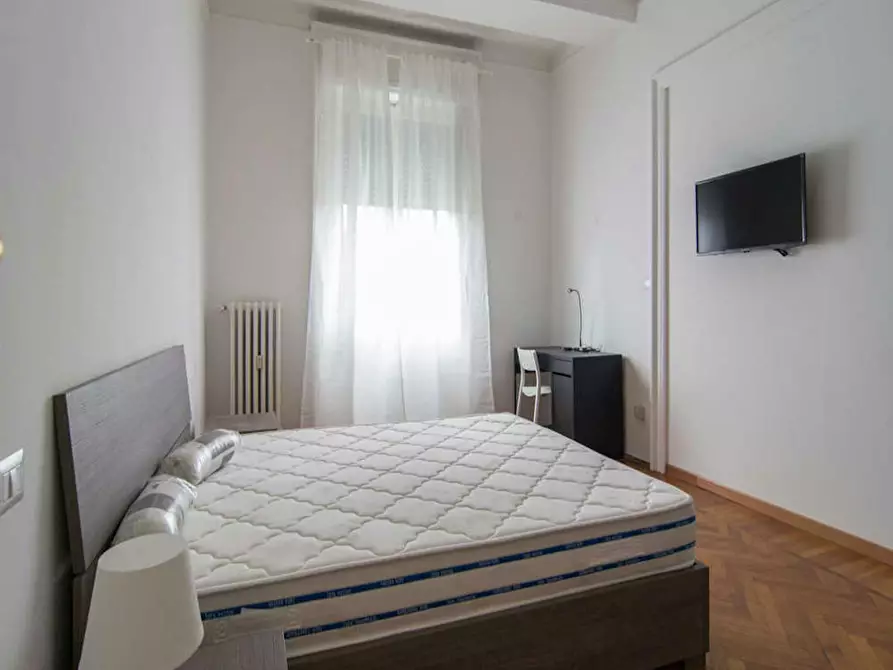 Immagine 3 di Camera in affitto  in Piazzale Susa a Milano