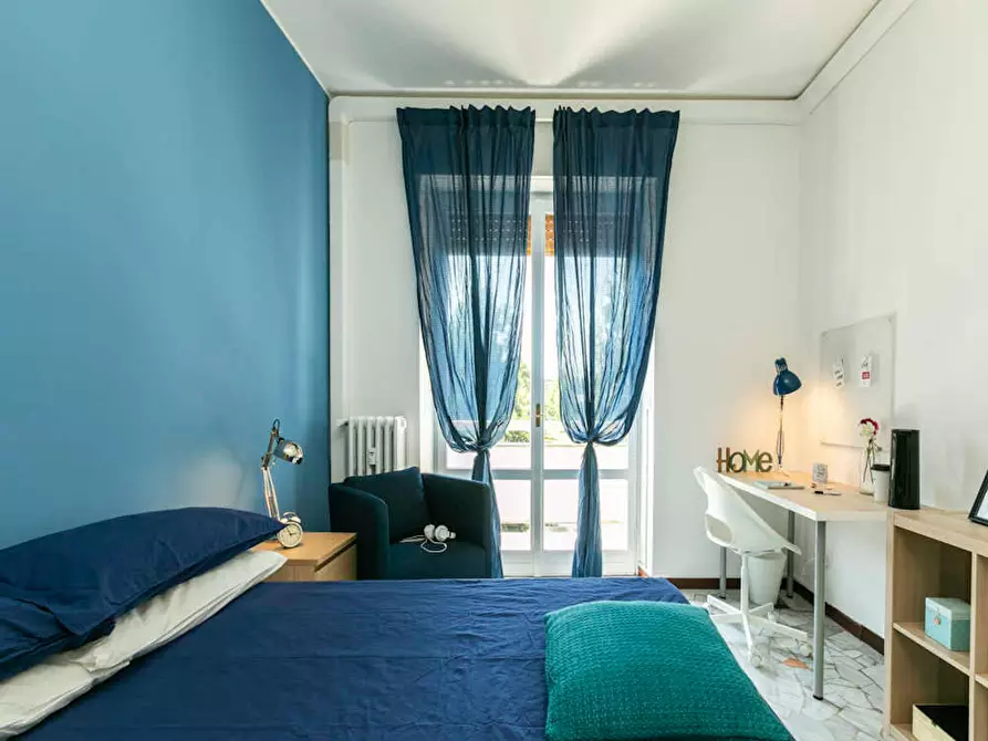 Immagine 4 di Camera in affitto  in Via Francesco Primaticcio a Milano