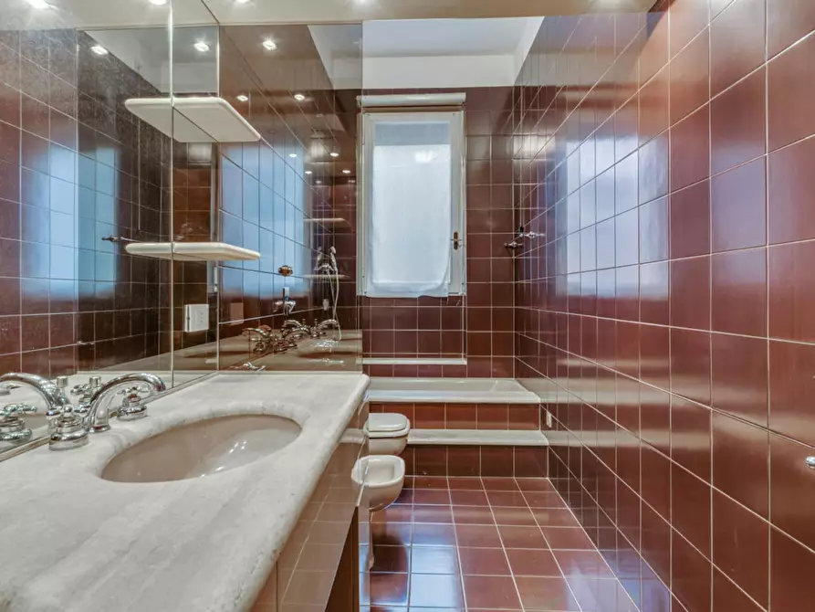 Immagine 10 di Camera in affitto  in Via Giotto a Milano