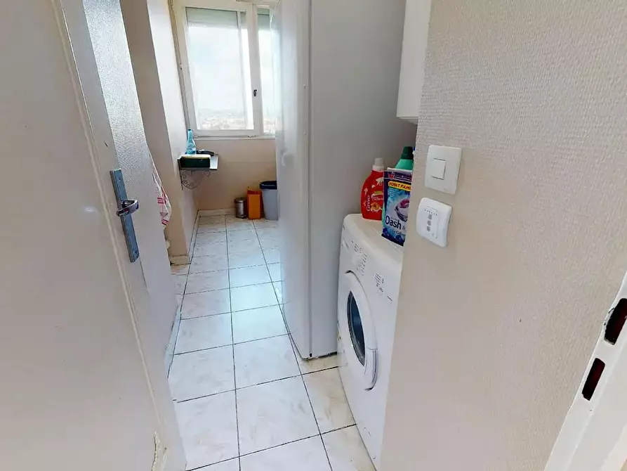 Immagine 6 di Camera in affitto  in Route de Genas a Bron
