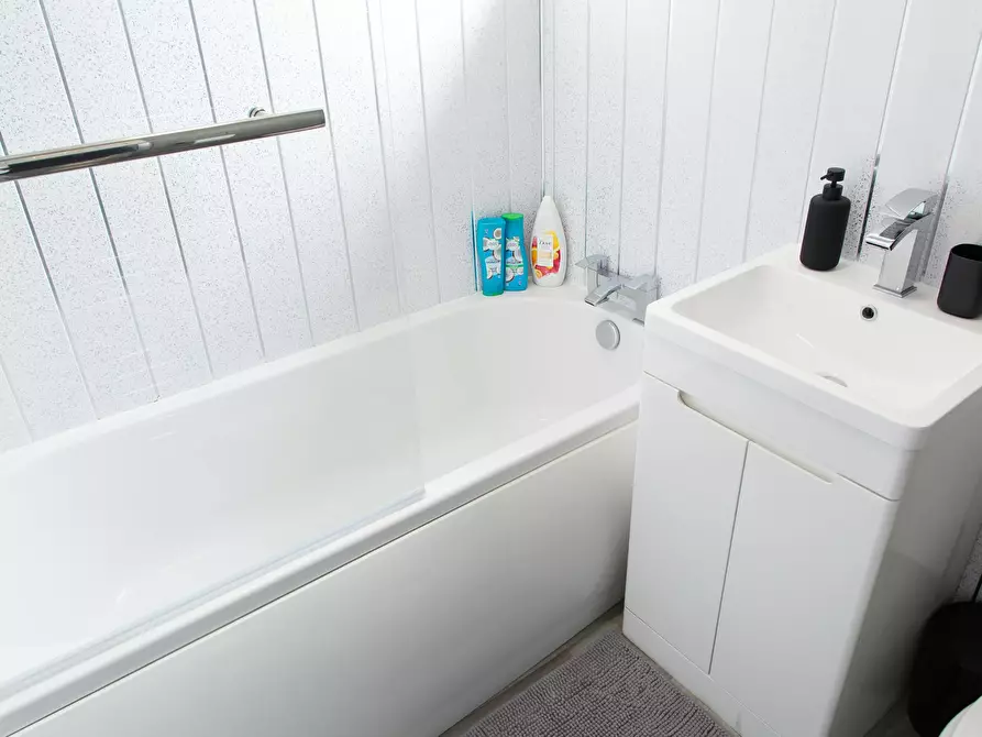 Immagine 3 di Casa indipendente in affitto  in Cedar Road a Leigh