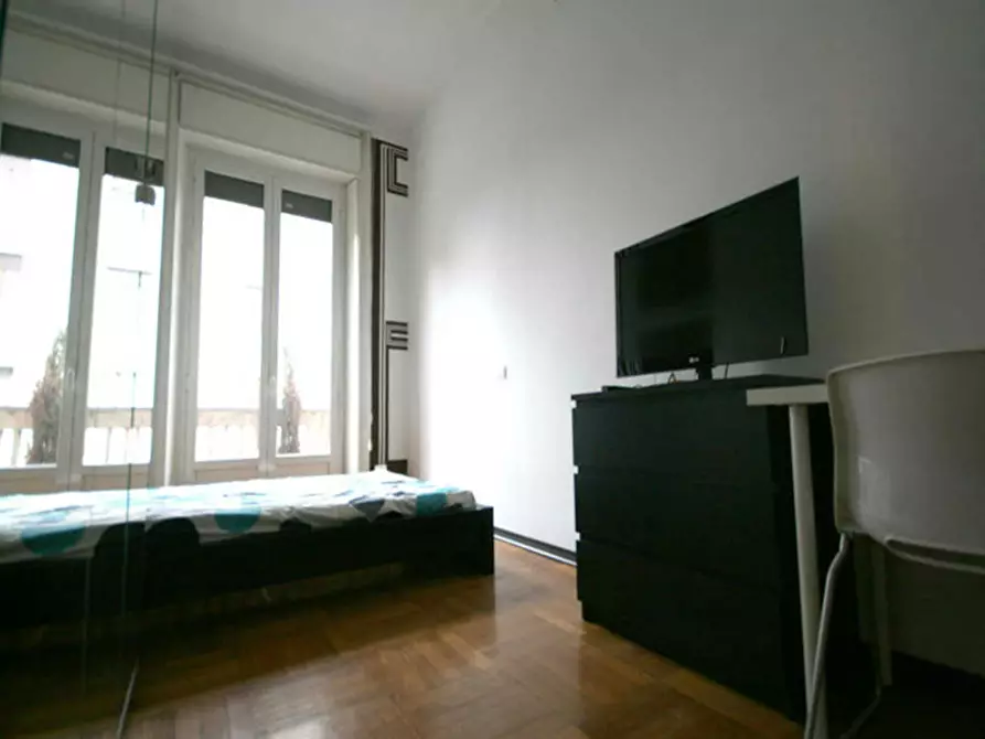 Immagine 3 di Camera in affitto  in Via Giulio e Corrado Venini a Milano