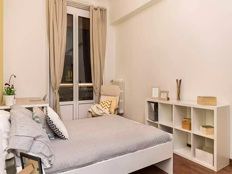 Immagine 2 di Camera in affitto  in Via Giulio Tarra a Milano