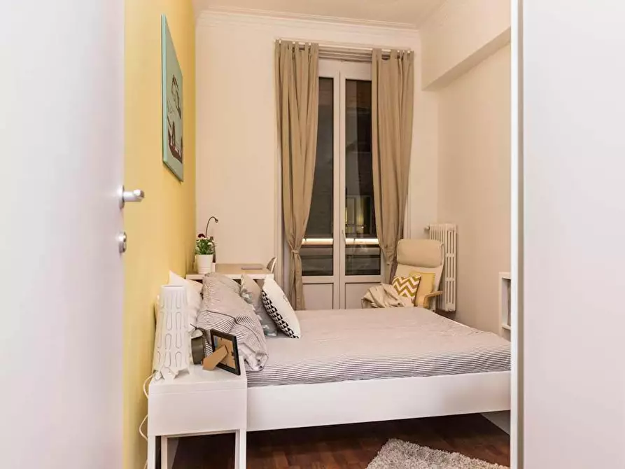 Immagine 4 di Camera in affitto  in Via Giulio Tarra a Milano