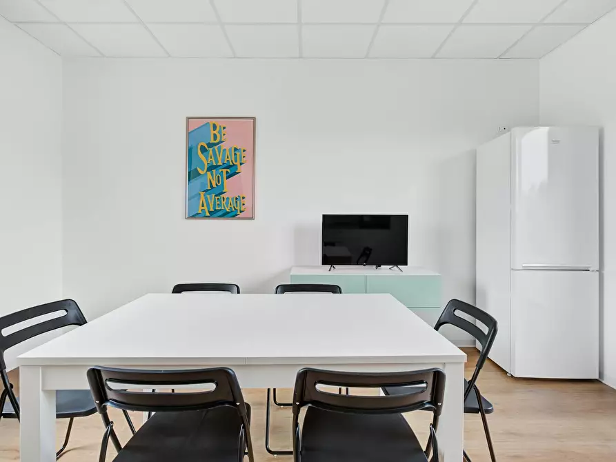 Immagine 9 di Camera in affitto  in Via Privata Deruta a Milano