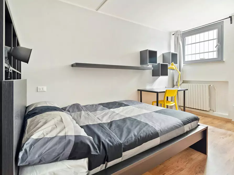 Immagine 1 di Camera in affitto  in Via Ernesto Breda a Milano