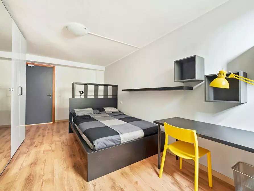 Immagine 3 di Camera in affitto  in Via Ernesto Breda a Milano