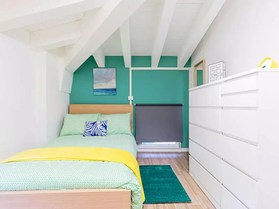 Immagine 2 di Camera in affitto  in Viale Alfredo Oriani a Bologna