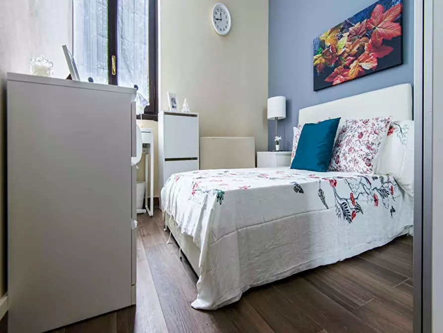 Immagine 1 di Camera in affitto  in Viale Nazario Sauro a Milano