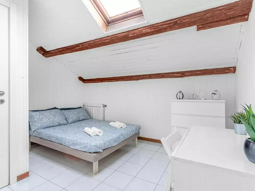 Immagine 8 di Appartamento in affitto  in Via Martiri Oscuri a Milano