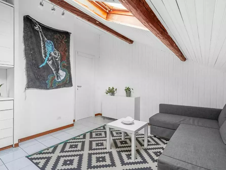 Immagine 6 di Appartamento in affitto  in Via Martiri Oscuri a Milano