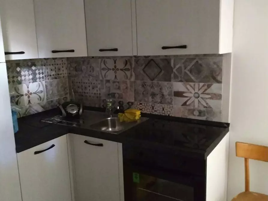 Immagine 2 di Camera in affitto  in Via Urbino a Torino