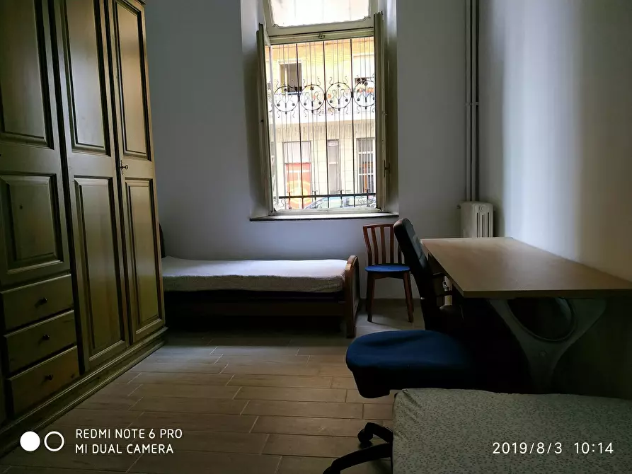 Immagine 1 di Camera in affitto  in Via Urbino a Torino