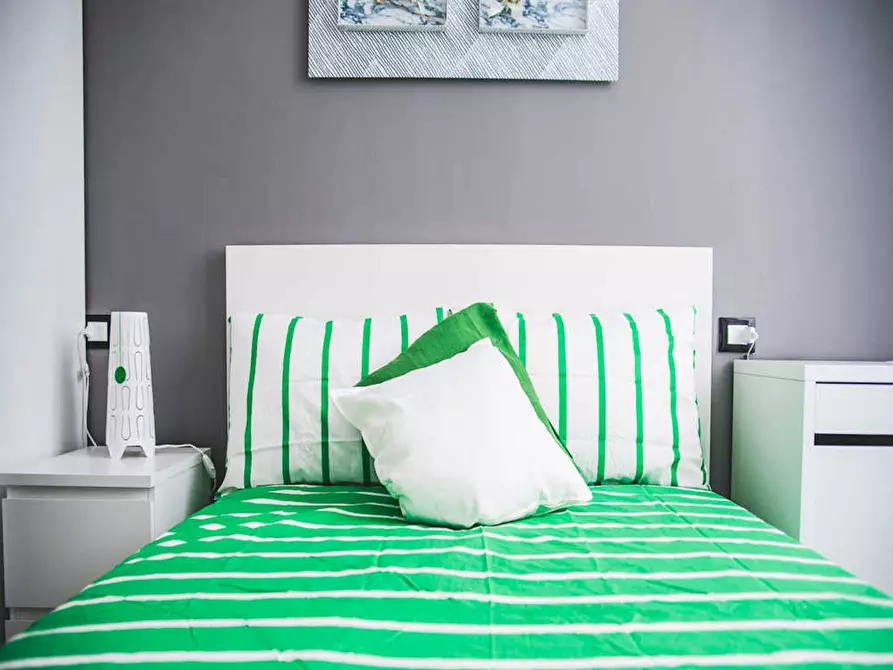 Immagine 9 di Camera in affitto  in Via Paolo Bassi a Milano