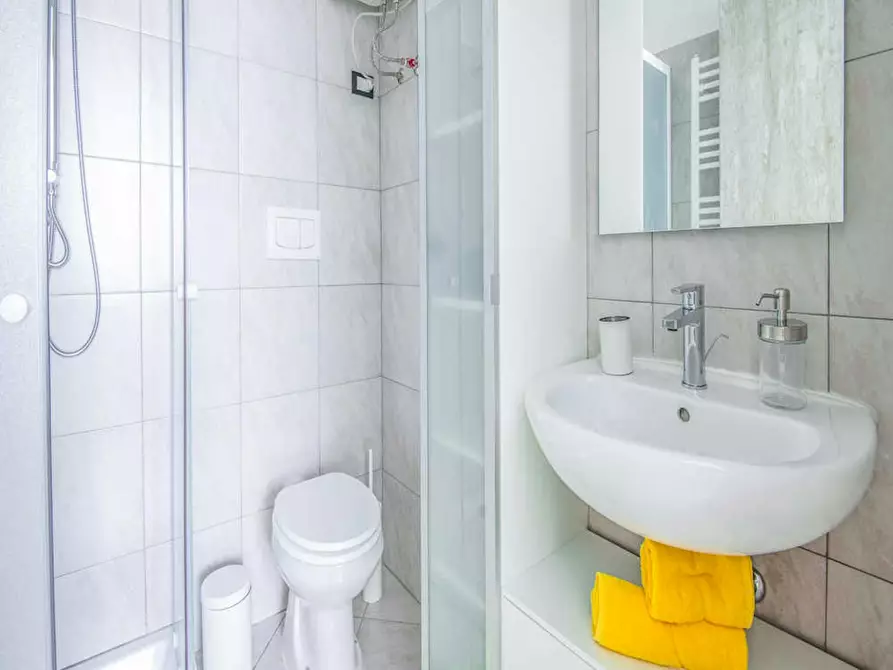 Immagine 7 di Camera in affitto  in Via Paolo Bassi a Milano