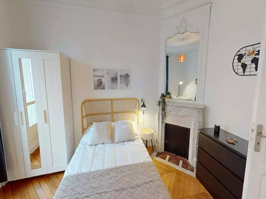 Immagine 3 di Camera in affitto  in Rue Chaligny a Paris