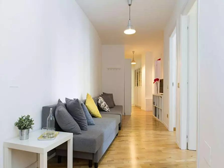 Immagine 8 di Camera in affitto  in Via Larga a Milano