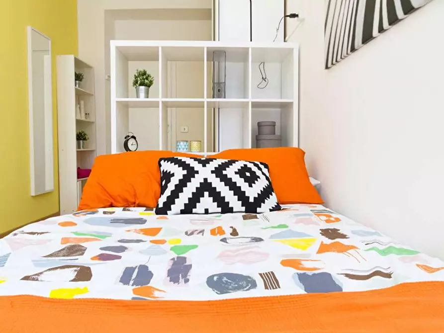 Immagine 1 di Camera in affitto  in Via Larga a Milano