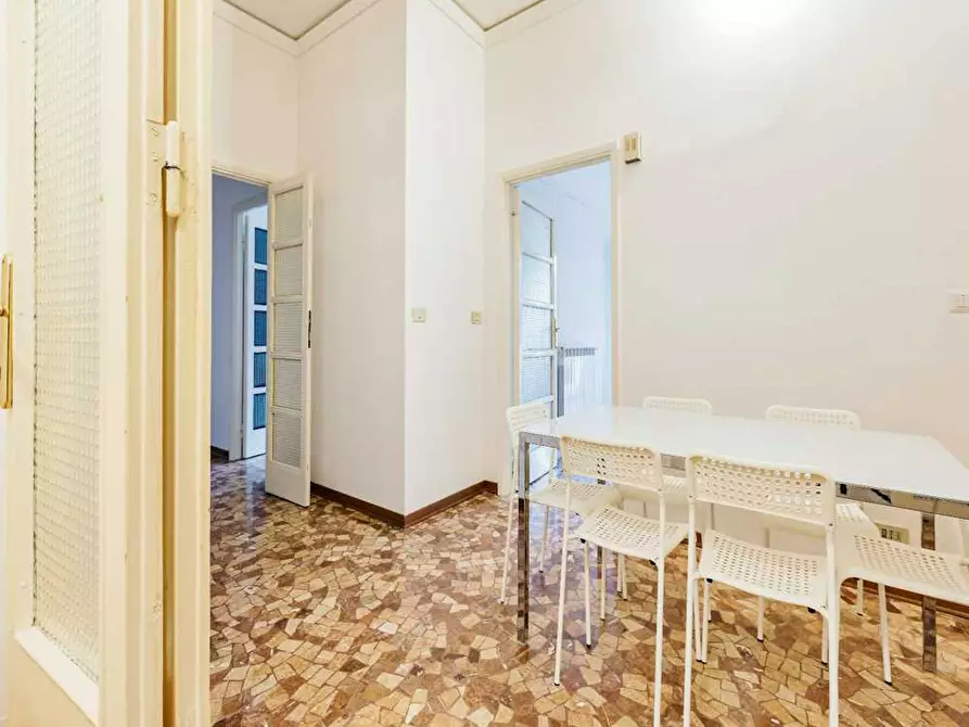 Immagine 7 di Camera in affitto  in Viale Emilio Caldara a Milano