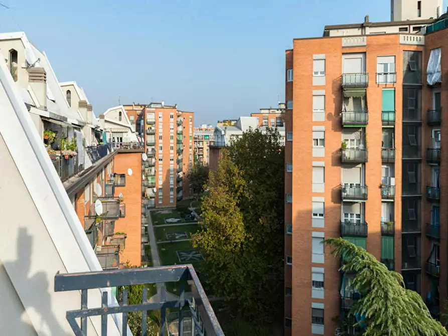 Immagine 10 di Camera in affitto  in Via delle Acacie a Buccinasco
