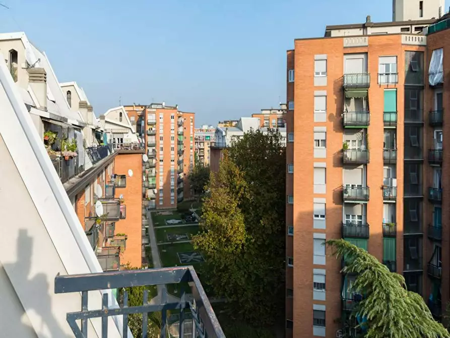 Immagine 9 di Camera in affitto  in Via delle Acacie a Buccinasco