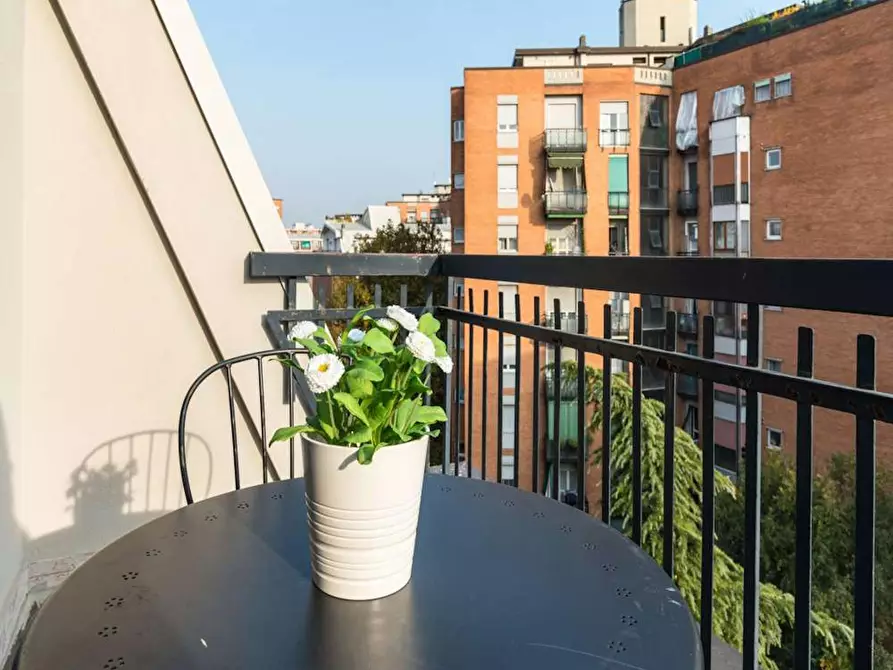 Immagine 10 di Camera in affitto  in Via delle Acacie a Buccinasco