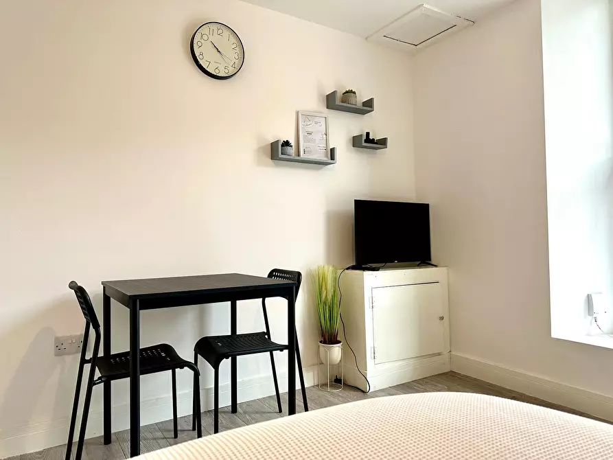 Immagine 6 di Appartamento in affitto  in Neath Road a Tonna