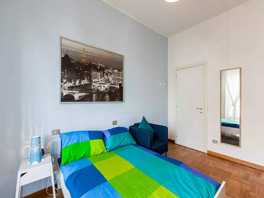 Immagine 3 di Camera in affitto  in Viale Emilio Caldara a Milano