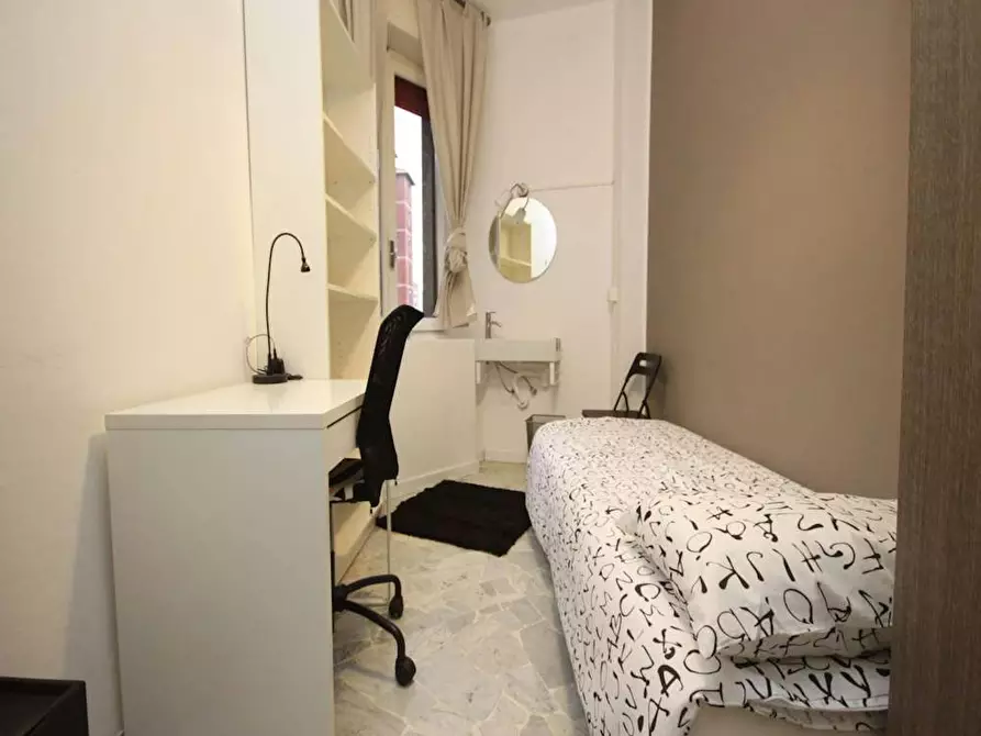 Immagine 10 di Camera in affitto  in Via Salvatore Barzilai a Milano