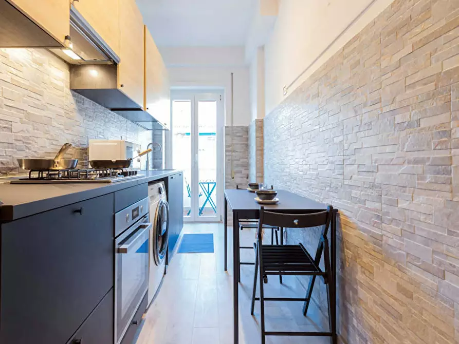 Immagine 8 di Camera in affitto  in Viale degli Ammiragli a Roma