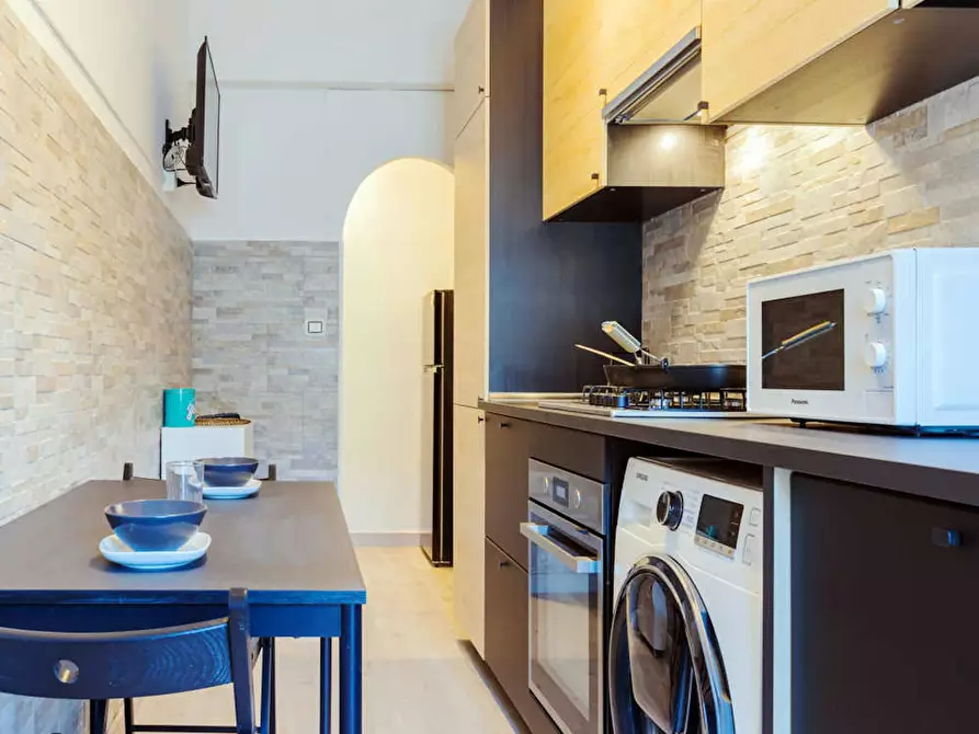 Immagine 9 di Camera in affitto  in Viale degli Ammiragli a Roma