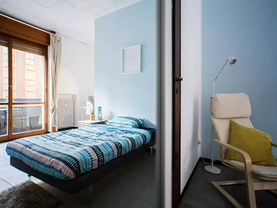 Immagine 4 di Camera in affitto  in Via Francesco Arese a Milano