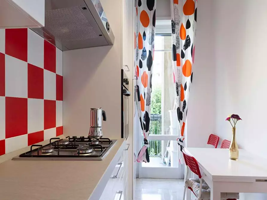 Immagine 10 di Camera in affitto  in Via Marcantonio Colonna a Milano