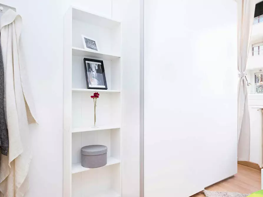 Immagine 6 di Camera in affitto  in Via Legnone a Milano