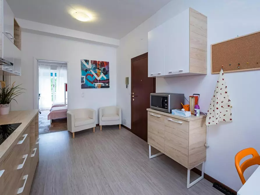 Immagine 8 di Camera in affitto  in Via George Washington a Milano