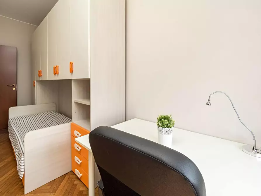 Immagine 3 di Camera in affitto  in Via George Washington a Milano