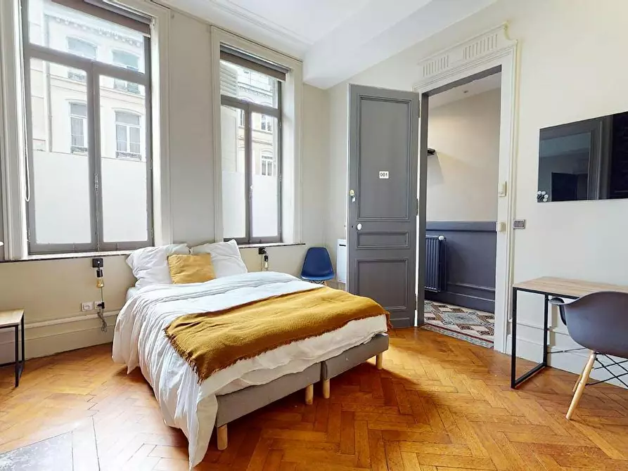 Immagine 5 di Camera in affitto  in Rue Jeanne d'Arc a Lille